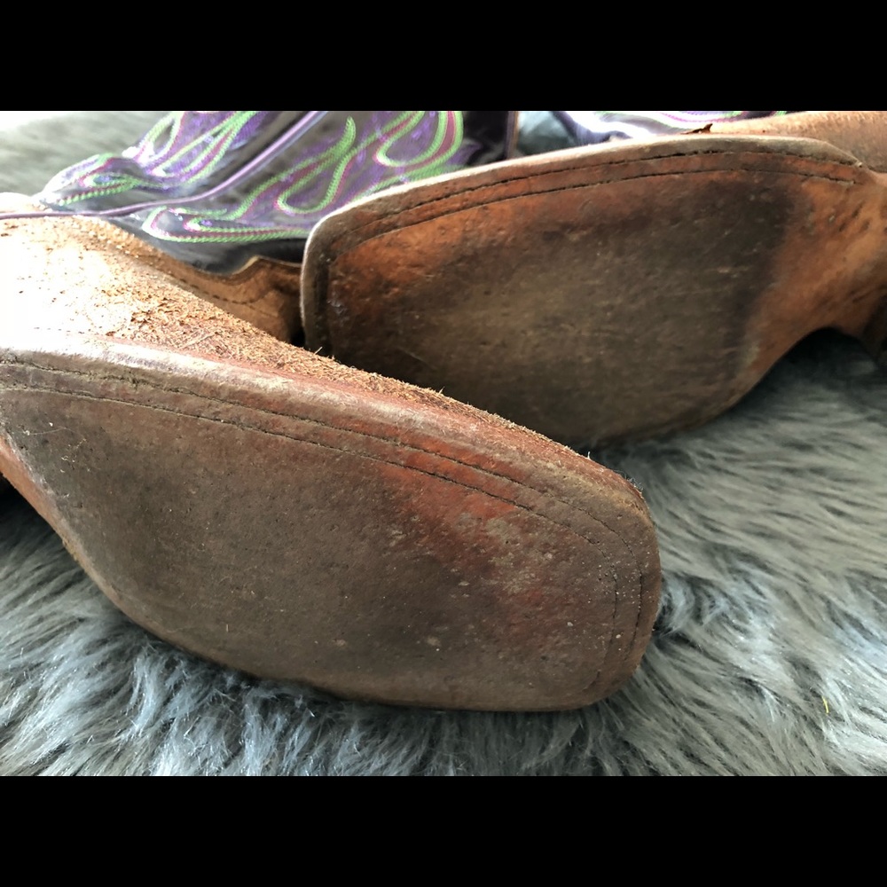 ARIAT Cowboy Boots - Picture 3 of 8